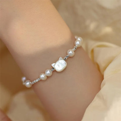 Whisker Charm Pearl Bracelet